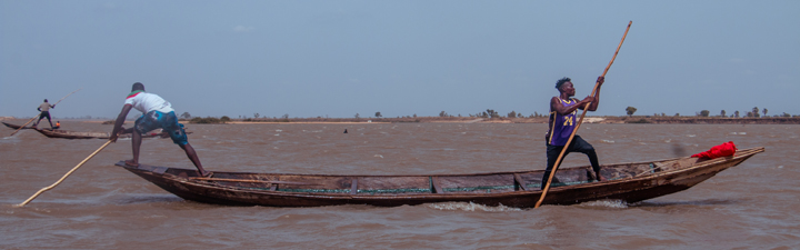 Canoe crossing at Nwabang